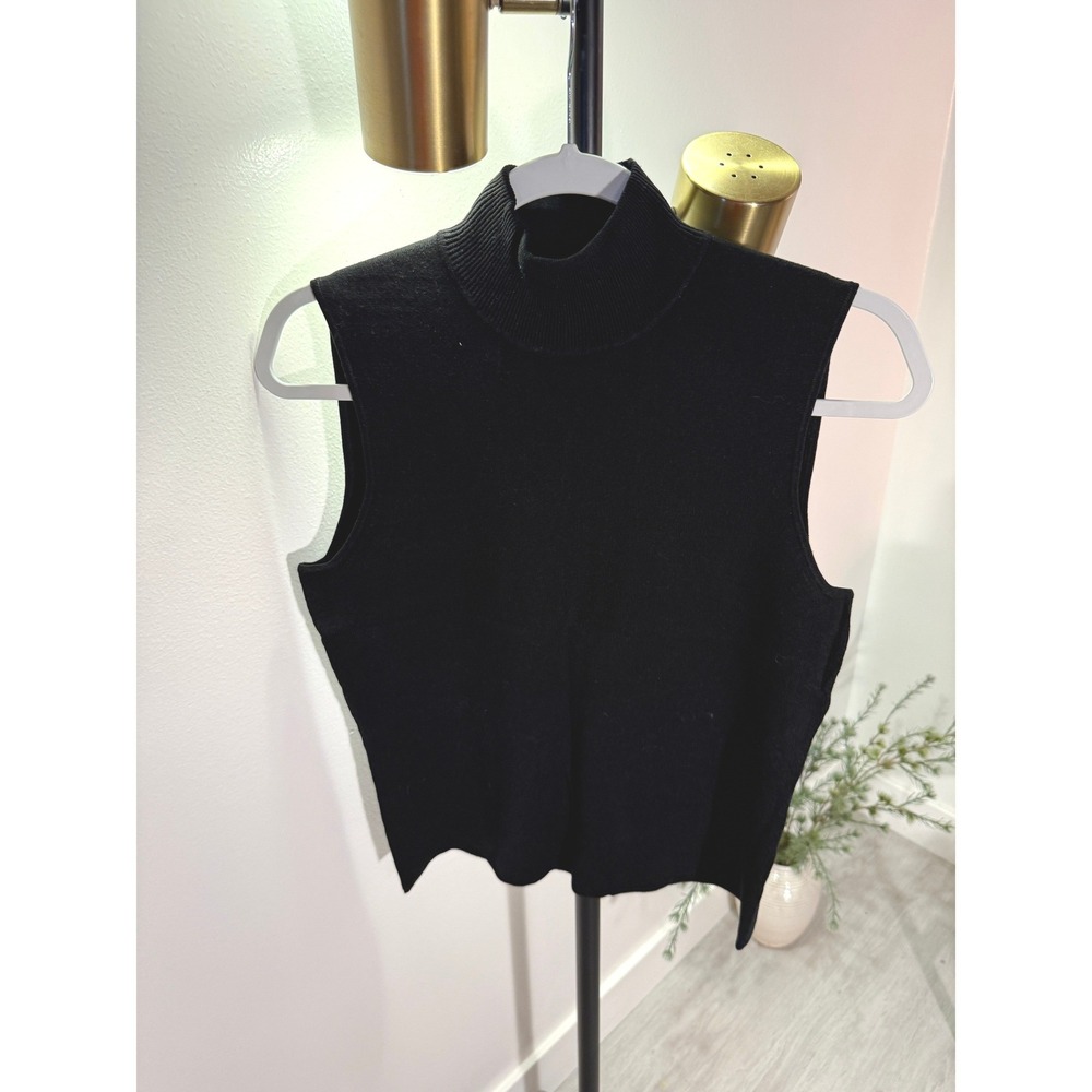Spenser Jeremy tank caroline bessette Black Silk Blend LG elevated day wear base